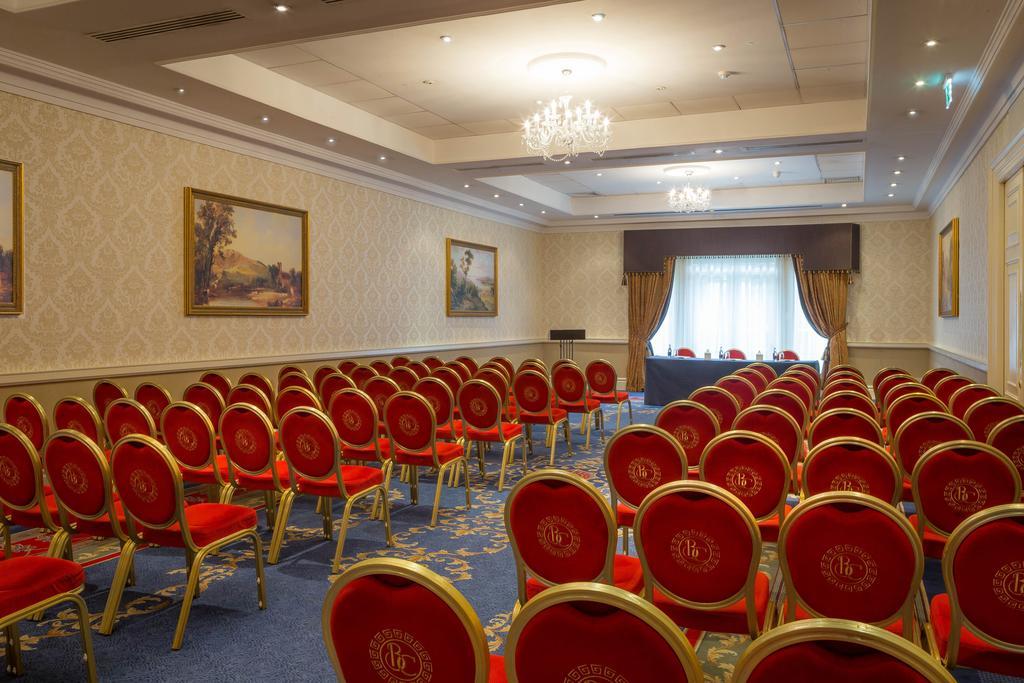 Clyde Court Hotel Dublin Exterior foto